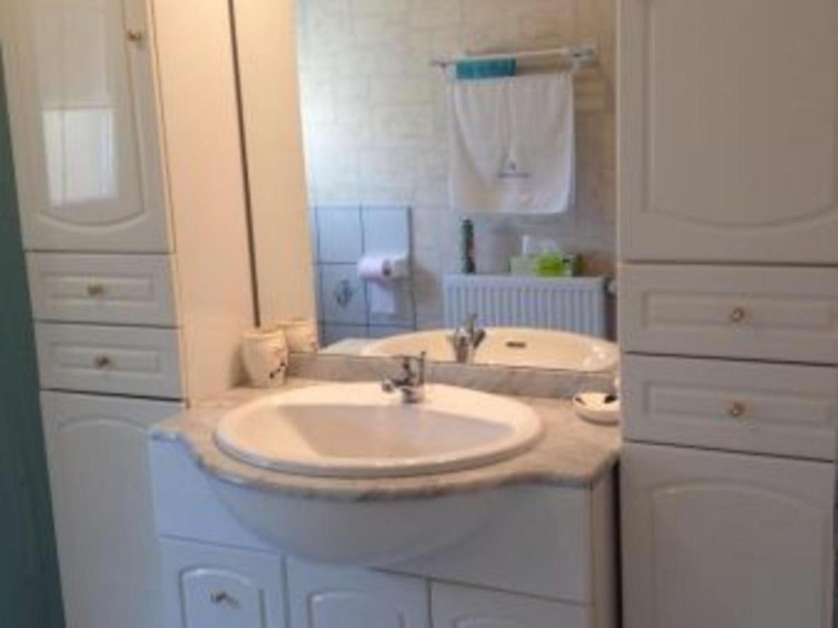 Charmant Gite A Etain, Tout Inclus, Proche Verdun Avec Terrasse Et Parking - Fr-1-585-3 Kültér fotó